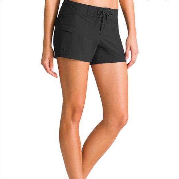 Athleta Pants - Athleta Clearwater Shorts Size 16